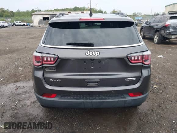2019 Jeep Compass Latitude с VIN 3C4NJDBB0KT665835, выставлен на аукционе IAAI как лот 43318041 с пробегом 125 035 миль миль и . История ставок и продаж доступна на DreamBid. Изображение 16.
