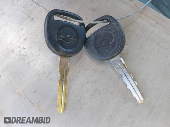 ✅ 2005 Chevrolet Silverado 1500 Work Truck • VIN: 1GCEC14X55Z109373 • Лот: 42303706. Опубликован ранее на IAAI с пробегом 242 390 миль. Бесплатный доступ к архиву аукционных продаж из США и подробный отчёт об истории автомобиля на DreamBid. Изображение 11.