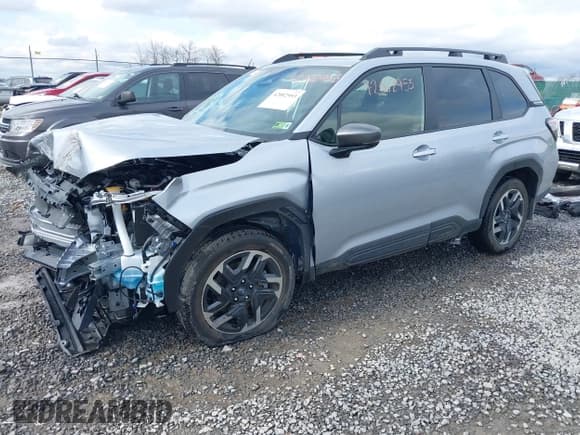 ✅ 2025 Subaru Forester Limited • VIN: JF2SLDRC4SH416319 • Lot: 42002953. Listed on IAAI with 5,105 mi. Free auction sales archive from the USA and detailed vehicle history report at DreamBid. Image 23.