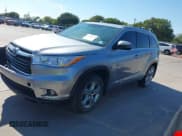 ✅ 2014 Toyota Highlander Limited • VIN: 5TDYKRFH5ES017105 • Lot: 43133934. Listed on IAAI with 170,155 mi. Free auction sales archive from the USA and detailed vehicle history report at DreamBid. Image 2.