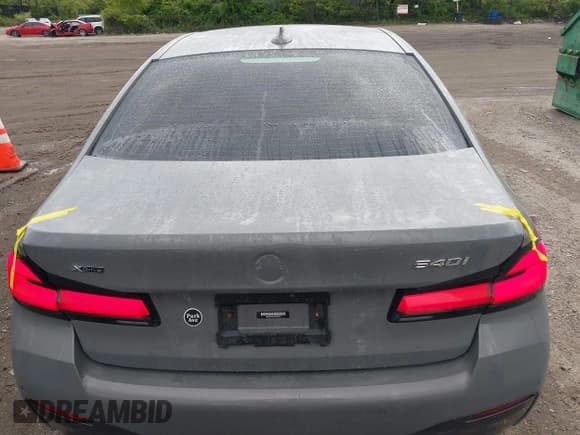 ✅ 2021 BMW 5 Series 540i xDrive • VIN: WBA73BJ0XMWX06571 • Lot: 42169757. Listed on IAAI with 62,013 mi. Free auction sales archive from the USA and detailed vehicle history report at DreamBid. Image 16.