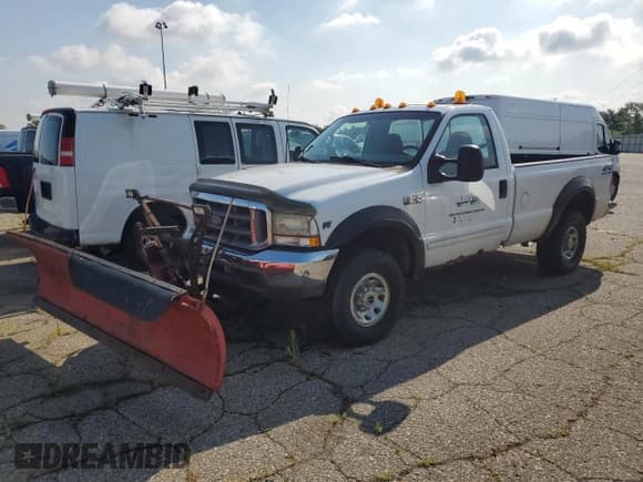 ✅ 2002 Ford F-250 XL • VIN: 1FTNF21L42EA29872 • Lot: 64374255. Wystawiony na Copart z przebiegiem 158 399 mil. Bezpłatny archiwum sprzedaży aukcyjnych z USA i szczegółowy raport historii pojazdu na DreamBid. Zdjęcie 1.