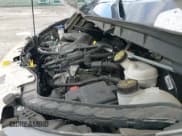 ✅ 2020 Ford Transit Cargo • VIN: 1FTBR1Y8XLKA84383 • Lot: 41519121. Wystawiony na IAAI z przebiegiem 61 410 mil. Bezpłatny archiwum sprzedaży aukcyjnych z USA i szczegółowy raport historii pojazdu na DreamBid. Zdjęcie 18.