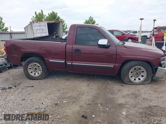 2002 Chevrolet Silverado 1500 with VIN 1GCEC14V62Z128248, listed as a IAAI auction lot 43125043 with 200,798 mi miles and . Bid and sale history available at DreamBid. Image 14.