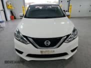 ✅ 2017 Nissan Sentra SV • VIN: 3N1AB7AP2HY264179 • Lot: 89659415. Wystawiony na Copart z przebiegiem 139 472 mil. Bezpłatny archiwum sprzedaży aukcyjnych z USA i szczegółowy raport historii pojazdu na DreamBid. Zdjęcie 5.
