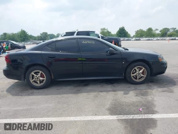 ✅ 2008 Pontiac Grand Prix • VIN: 2G2WP552981165417 • Lot: 42691012. Listed on IAAI with Not provided. Free auction sales archive from the USA and detailed vehicle history report at DreamBid. Image 13.