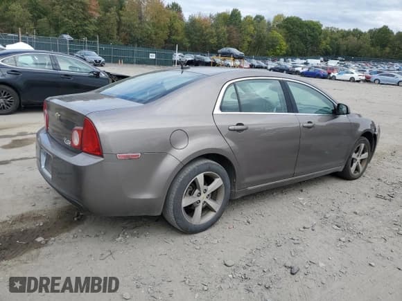 ✅ 2011 Chevrolet Malibu 1LT • VIN: 1G1ZC5E14BF206511 • Lot: 74943094. Listed on Copart with 118,498 mi. Free auction sales archive from the USA and detailed vehicle history report at DreamBid. Image 3.