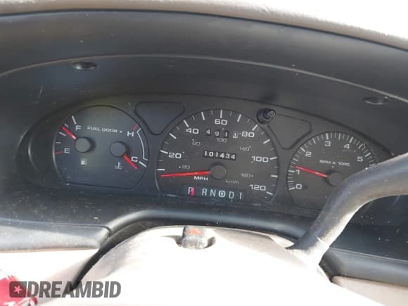 ✅ 2002 Ford Taurus SE Standard • VIN: 1FAFP53U82A118544 • Lot: 42392594. Listed on IAAI with 101,434 mi. Free auction sales archive from the USA and detailed vehicle history report at DreamBid. Image 7.