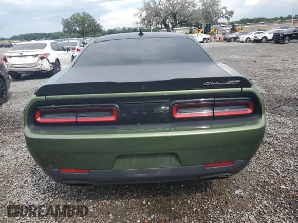 ✅ 2020 Dodge Challenger R/T 50th Anniversary • VIN: 2C3CDZBT0LH190934 • Lot: 67070855. Wystawiony na Copart z przebiegiem 70 206 mil. Bezpłatny archiwum sprzedaży aukcyjnych z USA i szczegółowy raport historii pojazdu na DreamBid. Zdjęcie 6.