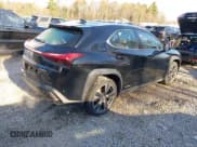 ✅ 2019 Lexus UX 250h • VIN: JTHU9JBH0K2019055 • Lot: 43726705. Wystawiony na IAAI z przebiegiem 56 967 mil. Bezpłatny archiwum sprzedaży aukcyjnych z USA i szczegółowy raport historii pojazdu na DreamBid. Zdjęcie 4.