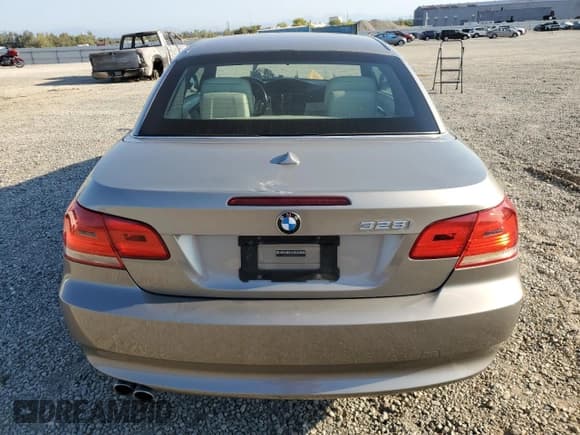 ✅ 2008 BMW 3 Series 328i • VIN: WBAWR33588P151225 • Lot: 68596555. Listed on Copart with 106,734 mi. Free auction sales archive from the USA and detailed vehicle history report at DreamBid. Image 6.