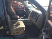 ✅ 2010 Dodge 1500 Sport • VIN: 1D7RV1CT8AS153810 • Lot: 42095877. Wystawiony na IAAI z przebiegiem 160 383 mil. Bezpłatny archiwum sprzedaży aukcyjnych z USA i szczegółowy raport historii pojazdu na DreamBid. Zdjęcie 5.