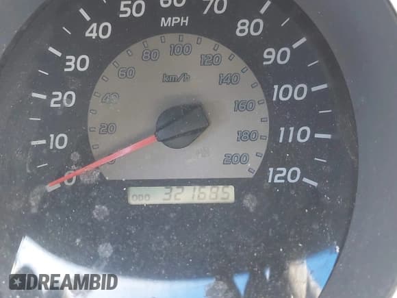 ✅ 2010 Toyota Tacoma PreRunner • VIN: 3TMJU4GN7AM106171 • Lot: 43634135. Listed on IAAI with 321,685 mi. Free auction sales archive from the USA and detailed vehicle history report at DreamBid. Image 16.