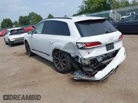 ✅ 2021 Audi SQ7 Premium Plus • VIN: WA1AWBF70MD000544 • Lot: 42939944. Wystawiony na IAAI z przebiegiem 37 094 mil. Bezpłatny archiwum sprzedaży aukcyjnych z USA i szczegółowy raport historii pojazdu na DreamBid. Zdjęcie 3.