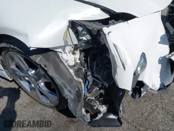 ✅ 2011 Lexus IS 250 C • VIN: JTHFF2C24B2516580 • Lot: 43136918. Listed on IAAI with 122,636 mi. Free auction sales archive from the USA and detailed vehicle history report at DreamBid. Image 18.