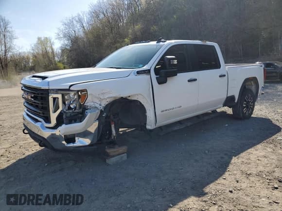 ✅ 2023 GMC Sierra 2500HD Pro • VIN: 1GT49LE74PF129445 • Lot: 54056445. Wystawiony na Copart z przebiegiem 74 143 mil. Bezpłatny archiwum sprzedaży aukcyjnych z USA i szczegółowy raport historii pojazdu na DreamBid. Zdjęcie 1.