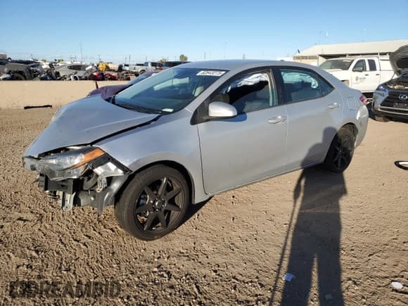 ✅ 2018 Toyota Corolla XLE • VIN: 5YFBURHE5JP765908 • Lot: 82643275. Listed on Copart with 100,248 mi. Free auction sales archive from the USA and detailed vehicle history report at DreamBid. Image 1.
