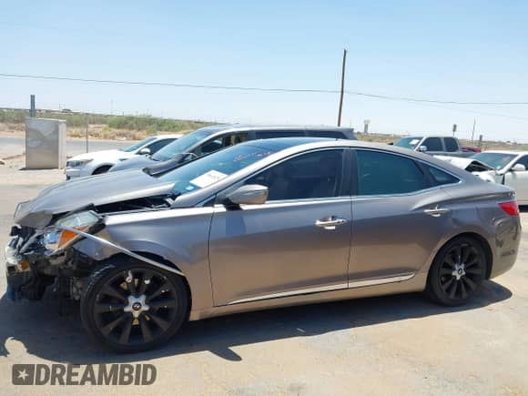 2012 Hyundai Azera с VIN KMHFH4JG1CA153423, выставлен на аукционе IAAI как лот 39641025 с пробегом 274 171 миль миль и . История ставок и продаж доступна на DreamBid. Изображение 14.