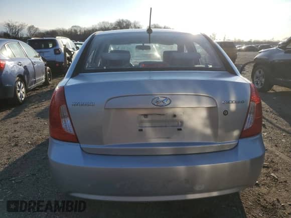 ✅ 2010 Hyundai Accent GLS • VIN: KMHCN4AC6AU466469 • Lot: 84559954. Wystawiony na Copart z przebiegiem 73 121 mil mil. Skorzystaj z bezpłatnego archiwum sprzedaży aukcyjnych z USA i zobacz szczegółowy raport historii pojazdu na DreamBid. Zdjęcie 6.