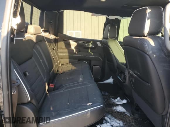 ✅ 2024 GMC Sierra 1500 AT4X • VIN: 3GTUUFEL6RG274033 • Лот: 45869415. Опубликован ранее на Copart с пробегом Не указан. Бесплатный доступ к архиву аукционных продаж из США и подробный отчёт об истории автомобиля на DreamBid. Изображение 10.