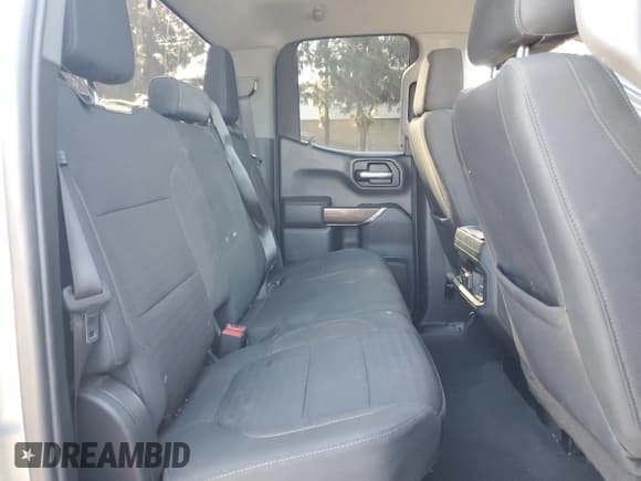 ✅ 2019 Chevrolet Silverado 1500 RST • VIN: 1GCRYEED8KZ233180 • Лот: 82754775. Опубликован ранее на Copart с пробегом 66 513 миль. Бесплатный доступ к архиву аукционных продаж из США и подробный отчёт об истории автомобиля на DreamBid. Изображение 10.