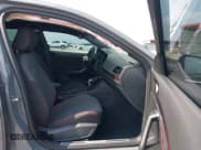 ✅ 2024 Volkswagen Jetta 40th Anniversary Edition • VIN: 3VW9T7BUXRM021579 • Lot: 42166630. Wystawiony na IAAI z przebiegiem 24 690 mil. Bezpłatny archiwum sprzedaży aukcyjnych z USA i szczegółowy raport historii pojazdu na DreamBid. Zdjęcie 5.