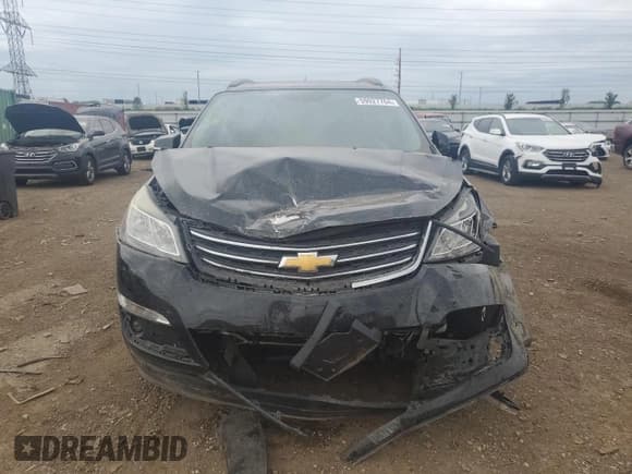 ✅ 2015 Chevrolet Traverse LT • VIN: 1GNKRGKD6FJ271632 • Lot: 59927764. Wystawiony na Copart z przebiegiem 136 420 mil. Bezpłatny archiwum sprzedaży aukcyjnych z USA i szczegółowy raport historii pojazdu na DreamBid. Zdjęcie 5.