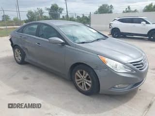 ✅ 2013 Hyundai Sonata GLS • VIN: 5NPEB4AC5DH611425 • Lot: 43475104. Listed on IAAI with 141,650 mi. Free auction sales archive from the USA and detailed vehicle history report at DreamBid. Image 1.