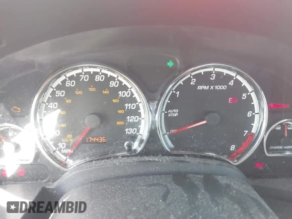 ✅ 2007 Saturn VUE I4 Hybrid • VIN: 5GZCZ33Z57S860357 • Lot: 41574483. Wystawiony na IAAI z przebiegiem 174 436 mil. Bezpłatny archiwum sprzedaży aukcyjnych z USA i szczegółowy raport historii pojazdu na DreamBid. Zdjęcie 7.