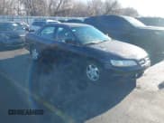 ✅ 1999 Honda Accord EX • VIN: 1HGCG5653XA118297 • Lot: 43827689. Listed on IAAI with 300,280 mi. Free auction sales archive from the USA and detailed vehicle history report at DreamBid. Image 1.