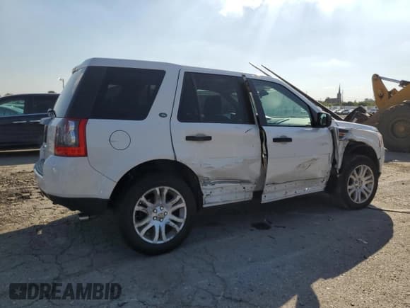 ✅ 2008 Land Rover LR2 SE • VIN: SALFS24N28H041130 • Lot: 81870595. Wystawiony na Copart z przebiegiem 149 526 mil. Bezpłatny archiwum sprzedaży aukcyjnych z USA i szczegółowy raport historii pojazdu na DreamBid. Zdjęcie 3.