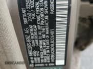 ✅ 1990 Mercedes-Benz 260 • VIN: WDBEA26D8LB226481 • Лот: 79699094. Опубликован ранее на Copart с пробегом 197 582 миль. Бесплатный доступ к архиву аукционных продаж из США и подробный отчёт об истории автомобиля на DreamBid. Изображение 12.