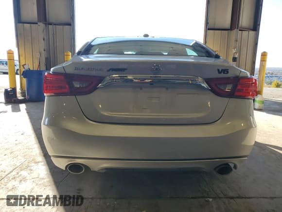 ✅ 2017 Nissan Maxima S • VIN: 1N4AA6AP2HC437191 • Lot: 87235745. Listed on Copart with 103,730 mi. Free auction sales archive from the USA and detailed vehicle history report at DreamBid. Image 6.