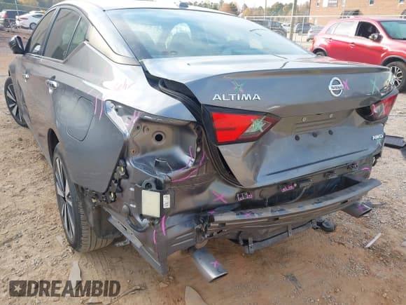 ✅ 2021 Nissan Altima SV • VIN: 1N4BL4DW4MN378889 • Lot: 43626659. Wystawiony na IAAI z przebiegiem 49 265 mil. Bezpłatny archiwum sprzedaży aukcyjnych z USA i szczegółowy raport historii pojazdu na DreamBid. Zdjęcie 6.