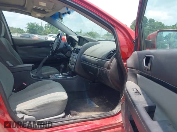 ✅ 2011 Mitsubishi Galant ES • VIN: 4A32B3FF8BE031404 • Lot: 42410032. Wystawiony na IAAI z przebiegiem 124 328 mil. Bezpłatny archiwum sprzedaży aukcyjnych z USA i szczegółowy raport historii pojazdu na DreamBid. Zdjęcie 5.