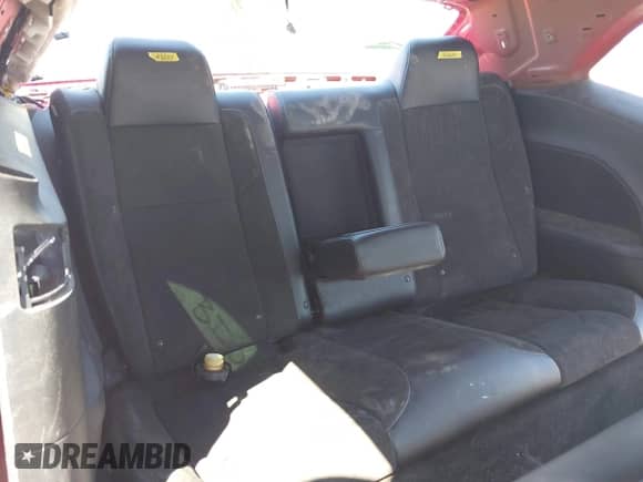 2015 Dodge Challenger R/T Scat Pack z VIN 2C3CDZFJ3FH816585, wystawiony jako IAAI lot #43353658 z przebiegiem Nie podano mil oraz . Historia ofert i sprzedaży dostępna na DreamBid. Obrazek 8.