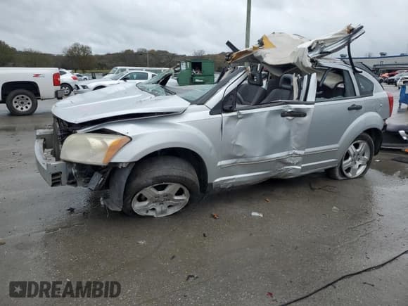 ✅ 2007 Dodge Caliber SXT • VIN: 1B3HB48B77D264072 • Лот: 81245704. Опубликован ранее на Copart с пробегом 204 010 миль. Бесплатный доступ к архиву аукционных продаж из США и подробный отчёт об истории автомобиля на DreamBid. Изображение 1.