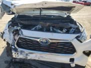 ✅ 2024 Toyota Highlander Hybrid Limited • VIN: 5TDXBRCH1RS614922 • Lot: 81914545. Wystawiony na Copart z przebiegiem 22 964 mil. Bezpłatny archiwum sprzedaży aukcyjnych z USA i szczegółowy raport historii pojazdu na DreamBid. Zdjęcie 12.