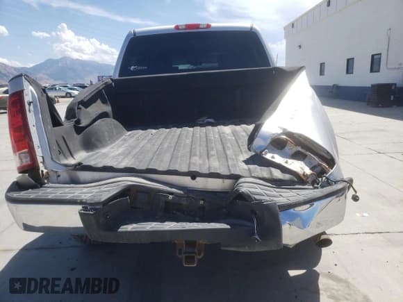 ✅ 2010 GMC Sierra 1500 • VIN: 3GTXKVE28AG143985 • Lot: 67787004. Wystawiony na Copart z przebiegiem Nie podano. Bezpłatny archiwum sprzedaży aukcyjnych z USA i szczegółowy raport historii pojazdu na DreamBid. Zdjęcie 6.