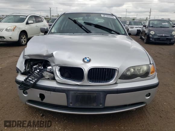 ✅ 2005 BMW 3 Series 325i • VIN: WBAEV33435KL63814 • Лот: 58165295. Опубликован ранее на Copart с пробегом 151 498 миль. Бесплатный доступ к архиву аукционных продаж из США и подробный отчёт об истории автомобиля на DreamBid. Изображение 5.