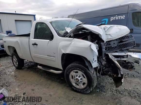 ✅ 2011 Chevrolet Silverado 2500HD LT • VIN: 1GC0KXCG1BF173778 • Lot: 84734464. Listed on Copart with 23,864 mi. Free auction sales archive from the USA and detailed vehicle history report at DreamBid. Image 4.