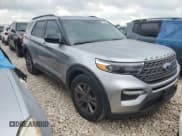 ✅ 2022 Ford Explorer XLT • VIN: 1FMSK7DH9NGC41271 • Lot: 53530595. Listed on Copart with 10,620 mi. Free auction sales archive from the USA and detailed vehicle history report at DreamBid. Image 4.