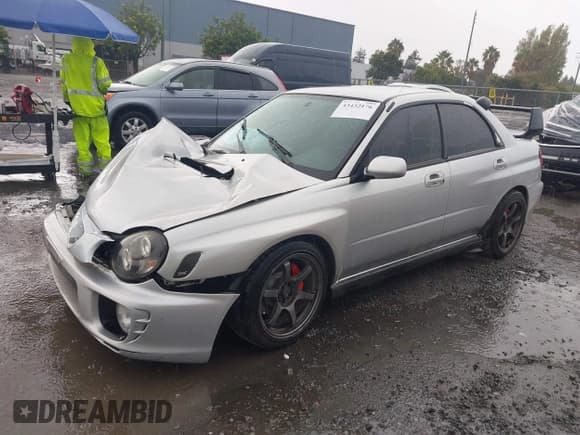 ✅ 2002 Subaru Impreza WRX • VIN: JF1GD29672G502820 • Lot: 43432176. Listed on IAAI with 226,281 mi. Free auction sales archive from the USA and detailed vehicle history report at DreamBid. Image 2.