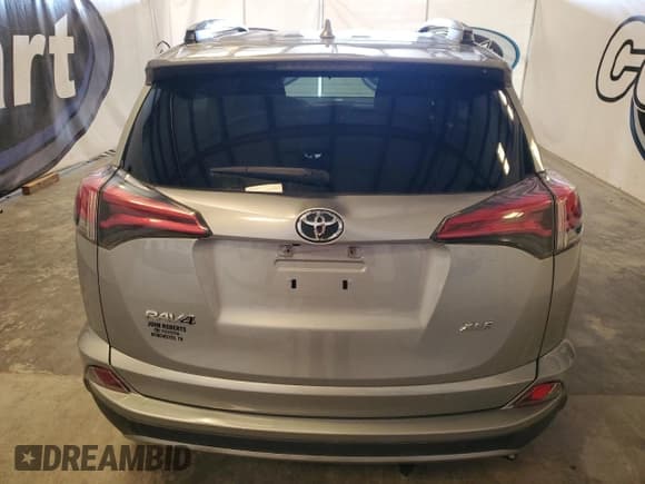 ✅ 2018 Toyota RAV4 XLE • VIN: 2T3WFREV9JW443553 • Lot: 89514545. Listed on Copart with 61,472 mi. Free auction sales archive from the USA and detailed vehicle history report at DreamBid. Image 6.