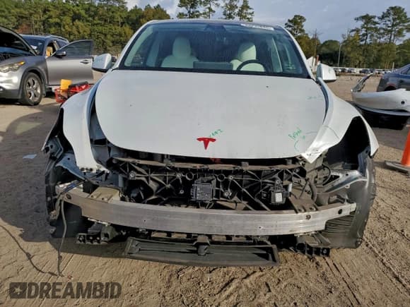 ✅ 2021 Tesla Model Y Long Range • VIN: 5YJYGDEEXMF061258 • Lot: 93935845. Listed on Copart with 70,607 mi. Free auction sales archive from the USA and detailed vehicle history report at DreamBid. Image 5.