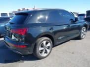 ✅ 2024 Audi Q5 Premium Plus • VIN: WA1BBAFY6R2087842 • Лот: 43563471. Опубликован ранее на IAAI с пробегом 8 711 миль. Бесплатный доступ к архиву аукционных продаж из США и подробный отчёт об истории автомобиля на DreamBid. Изображение 4.