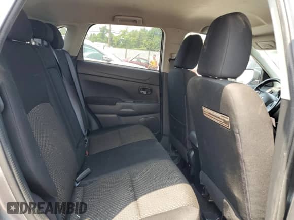 2016 Mitsubishi Outlander SE с VIN JA4AP3AWXGZ032040, выставлен на аукционе Copart как лот 67064755 с пробегом 83 378 миль миль и Списание • Salvage title. История ставок и продаж доступна на DreamBid. Изображение 11.