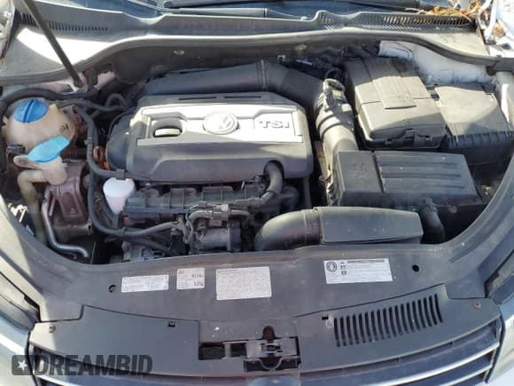 ✅ 2012 Volkswagen Eos Komfort • VIN: WVWBW7AH7CV015655 • Lot: 92167745. Listed on Copart with 139,406 mi. Free auction sales archive from the USA and detailed vehicle history report at DreamBid. Image 12.