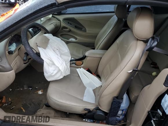 ✅ 2004 Ford Mustang Deluxe • VIN: 1FAFP44454F122839 • Lot: 45576585. Listed on Copart with 154,049 mi. Free auction sales archive from the USA and detailed vehicle history report at DreamBid. Image 7.