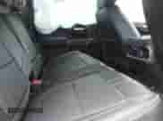 2019 Chevrolet Silverado 1500 High Country z VIN 3GCUYHED7KG120087, wystawiony jako IAAI lot #42221524 z przebiegiem 77 817 mil mil oraz . Historia ofert i sprzedaży dostępna na DreamBid. Obrazek 8.